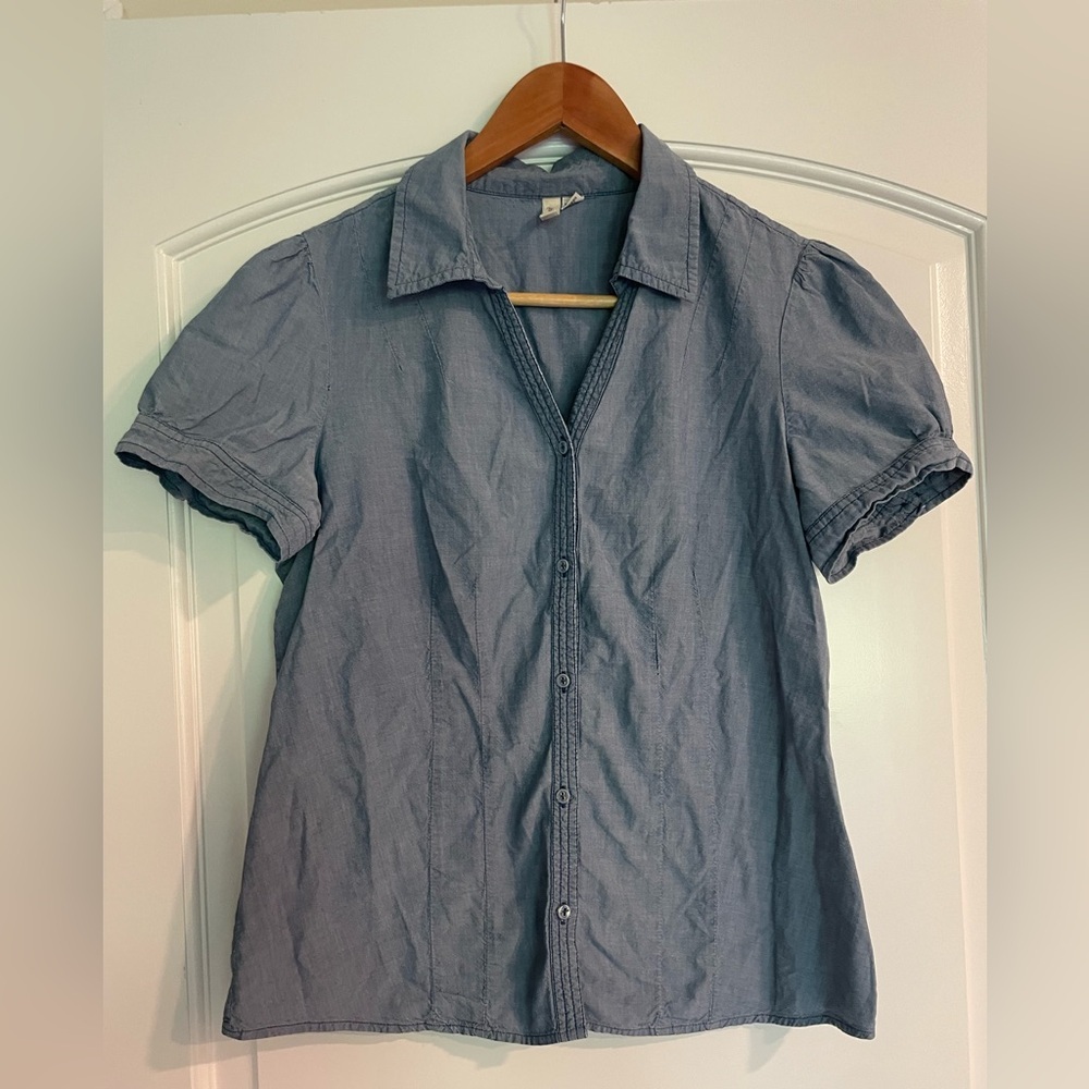 St. John's Bay Blue Chambray Button-Down Cotton Shirt M - Picture 1 of 9